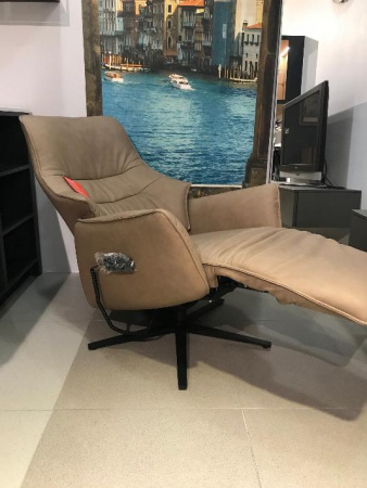 Немецкое кресло 7905 S-Lounger, HIMOLLA купить от фабрики HIMOLLA в компании Interform studio с доставкой по России