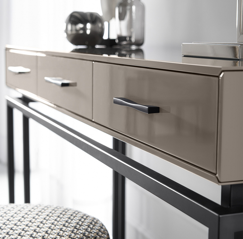 Консольный столик Oro купить от фабрики TOSCONOVA в компании Interform studio с доставкой по России